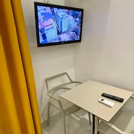 Centre - Climatisation - Calme - Cuisine - Wifi - Tramway *